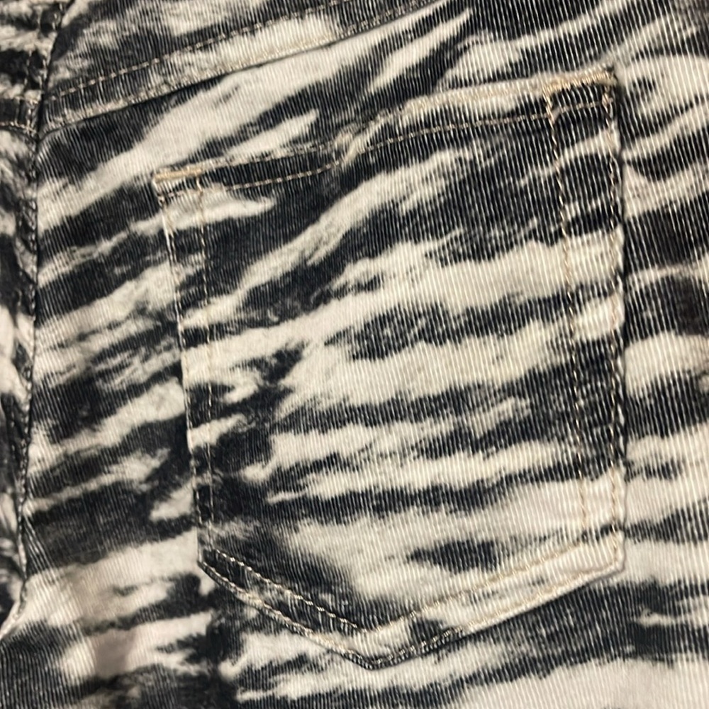 Isabel Marant - Zebra Print View 4